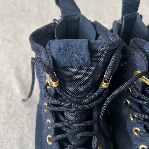 Men's Nike SF Air Force 1 Mid Obsidian Metallic Gold Sneakers - Picture 8 of 14